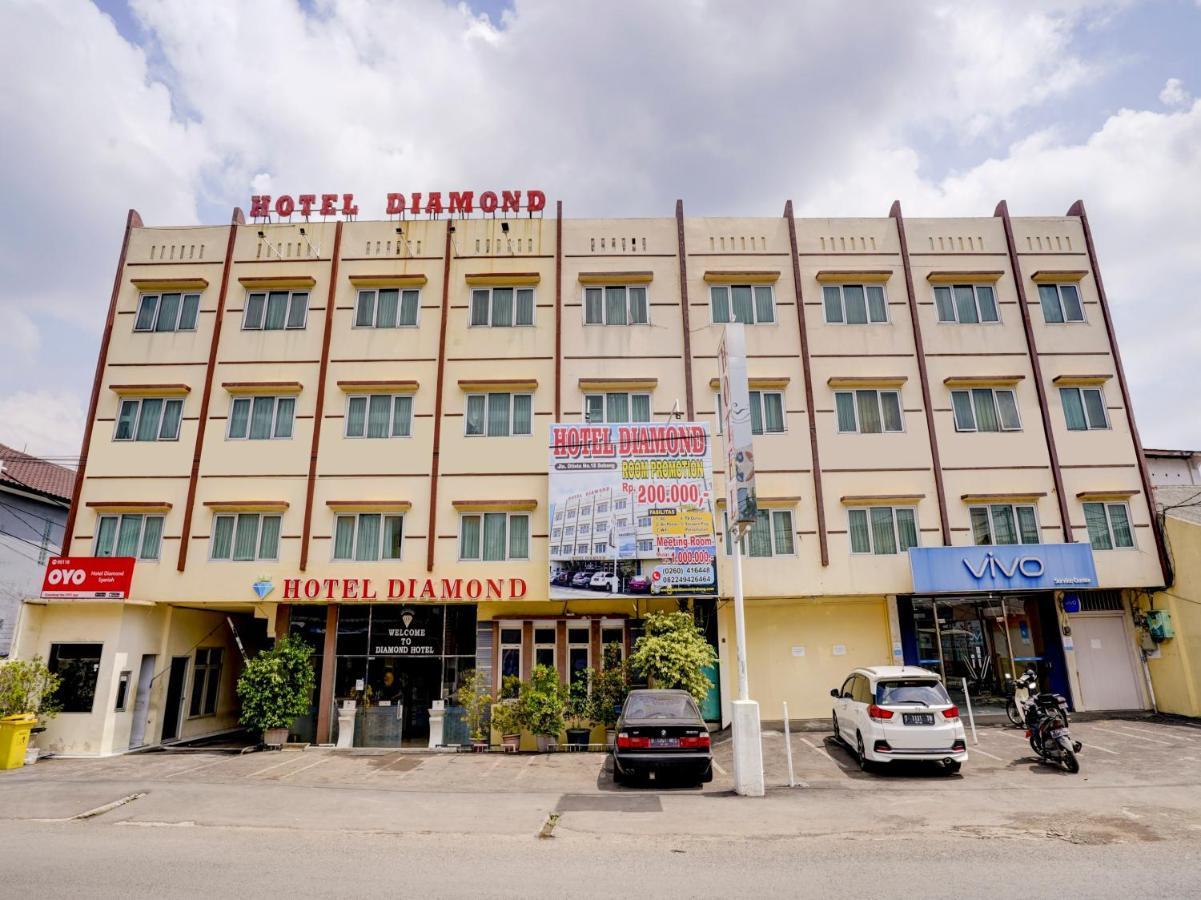 Super Oyo 90118 Hotel Diamond Syariah Subang Εξωτερικό φωτογραφία